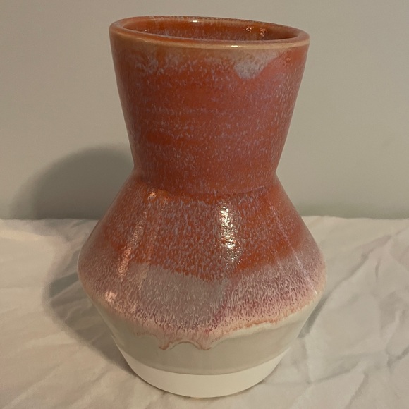 NWT Project 62 Reactive Pink Handcrafted Earthenware Vase - Picture 4 of 6
